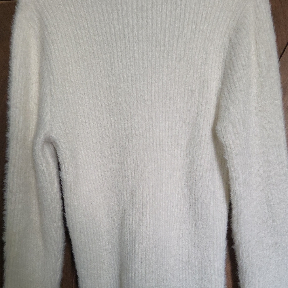 Truth Cream V-Neck Button-Up Fuzzy Cardigan - Picture 9 of 10